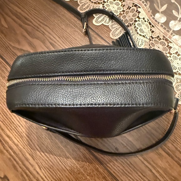 Coach Black Crossbody Bag - Picture 3 of 16